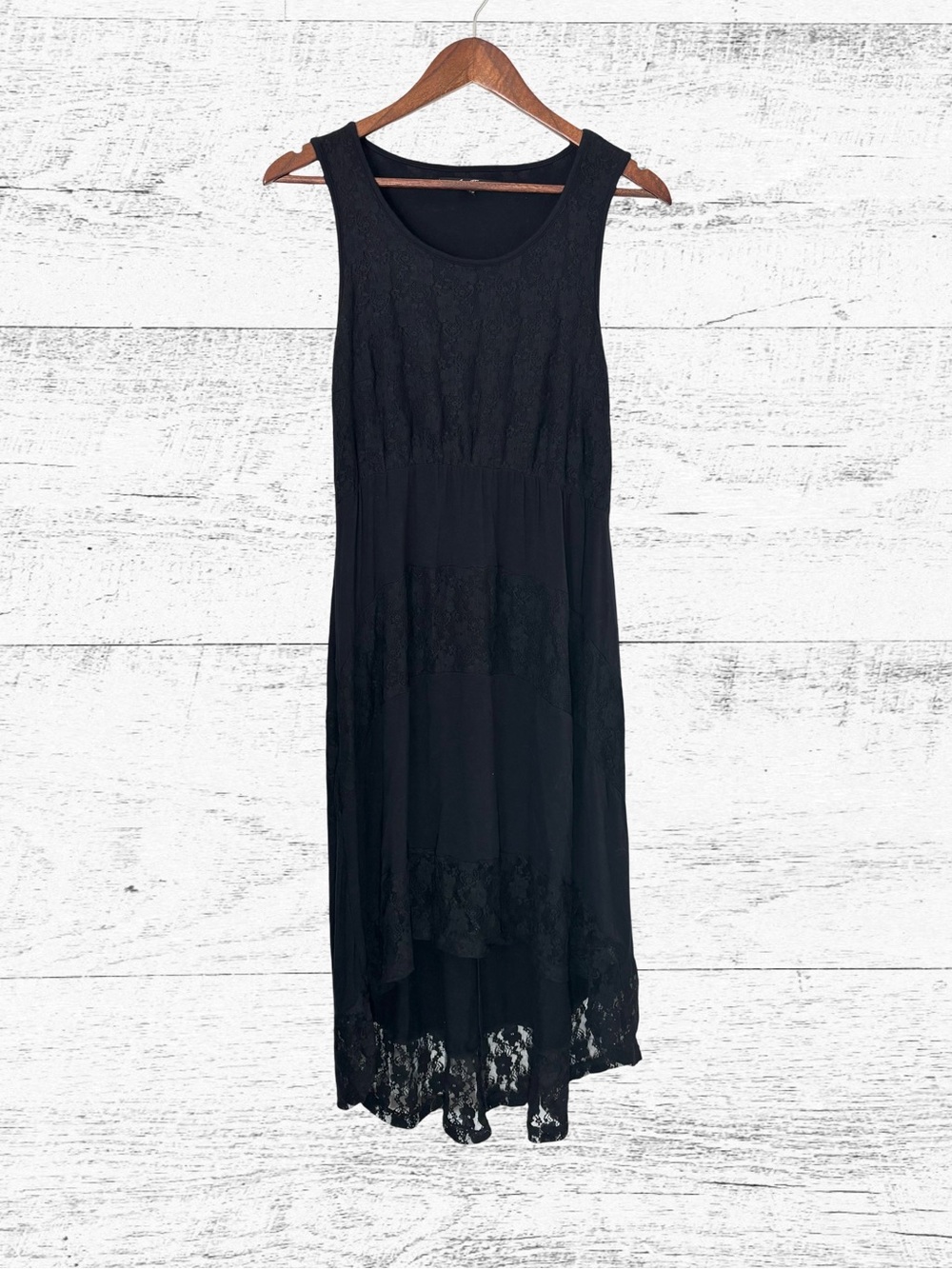 Anne French Black Sleeveless Scoop Neck Sheath Dress